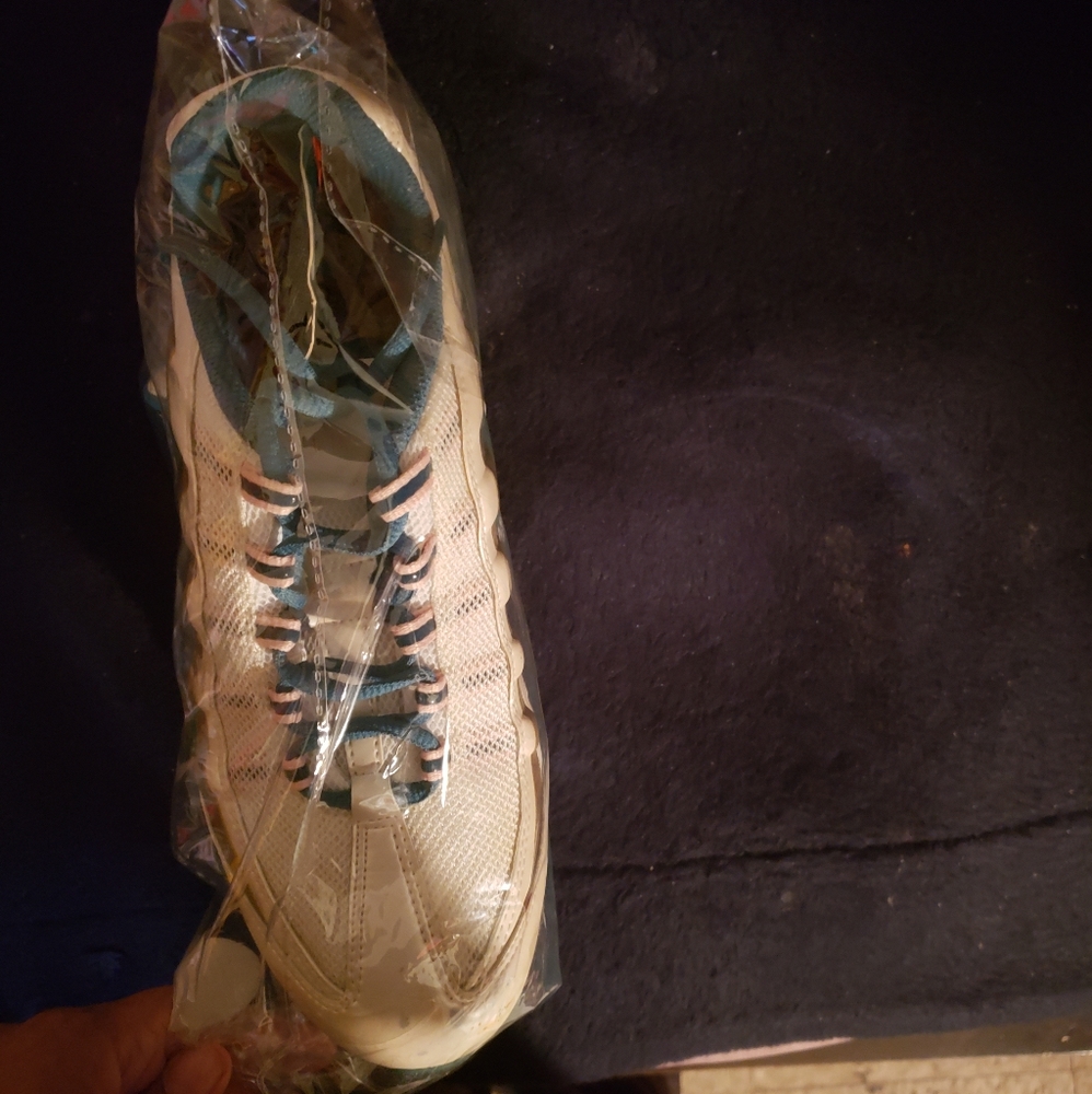 Brand new Nike airmax